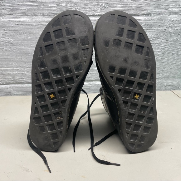 Woman’s Doc Martens Shoreditch (9) - Picture 5 of 5